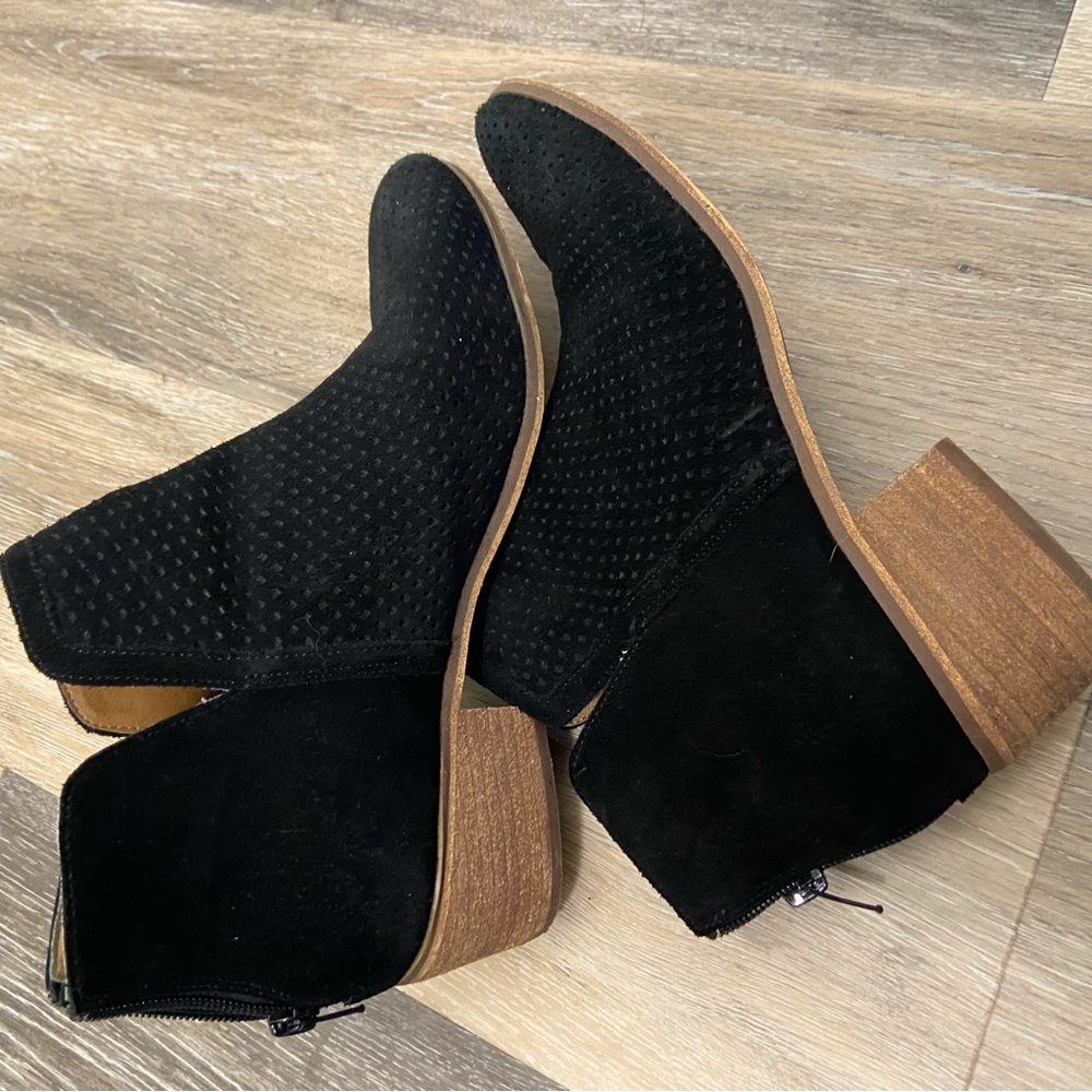 Susina Shoes Blakey Suede Bootie